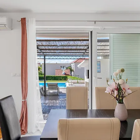 公寓 With Private Pool Near Split 珀德垂那